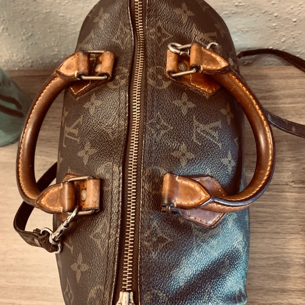 AuthenticšLOUIS VUITTON Vintage Speedy 25 Handbag - Picture 11 of 17